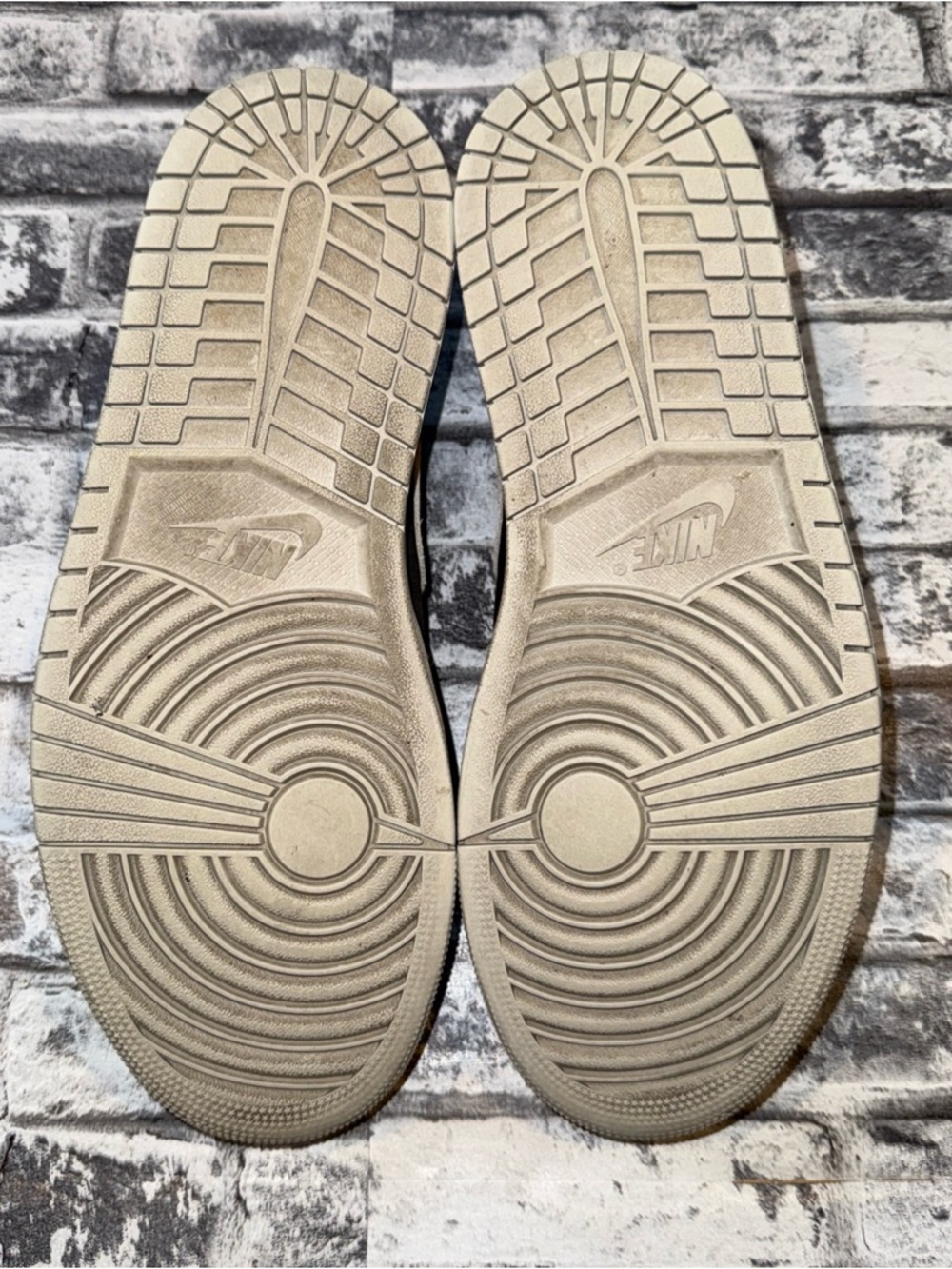 Used Men SZ 10.5 Air Jordan 1 Retro OG Low Black Cement with Elephant Print - Picture 7 of 10